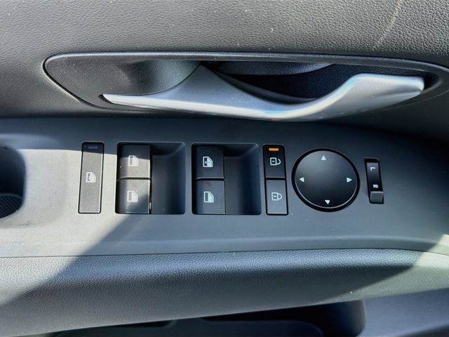 New 2026 Hyundai Tucson SE w/ Tow & Go Package FWD image 17