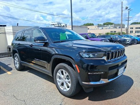 Certified 2023 Jeep Grand Cherokee L Limited AWD/4WD image 2
