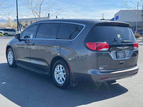 Used 2020 Chrysler Voyager LX FWD image 8