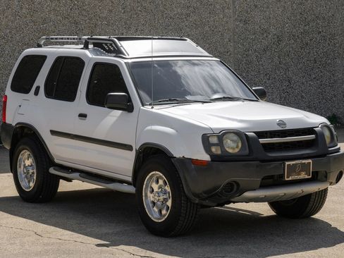 Used 2004 Nissan Xterra XE RWD image 7