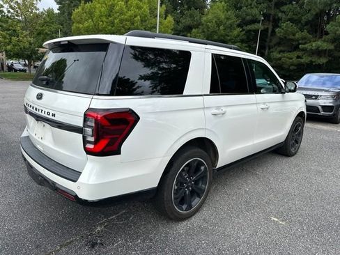 Used 2022 Ford Expedition Limited AWD/4WD image 5
