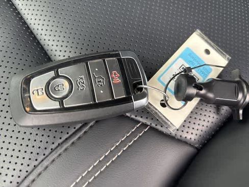 Used 2025 Ford Mustang Mach-E Premium image 25