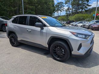 Used 2021 Toyota RAV4 LE AWD/4WD video 2