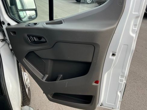 Used 2023 Ford Transit 250 Low Roof AWD w/ Exterior Upgrade Package image 23