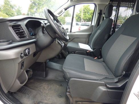 Used 2024 Ford Transit 250 Low Roof w/ Exterior Upgrade Package image 19
