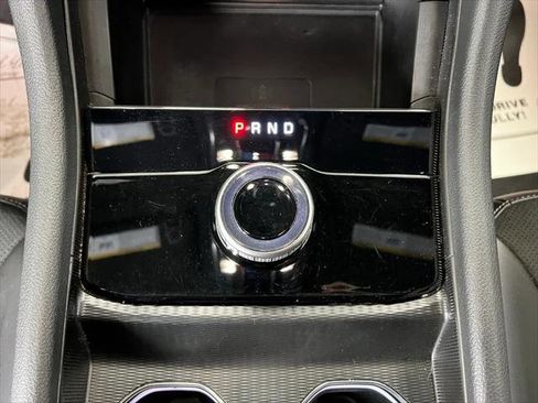 Certified 2024 Jeep Grand Cherokee Altitude image 11