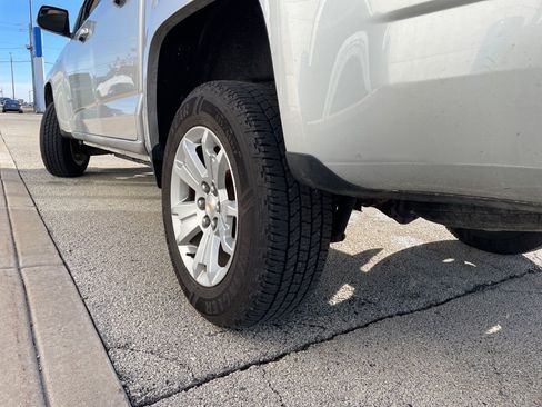 Used 2018 Chevrolet Colorado LT image 19