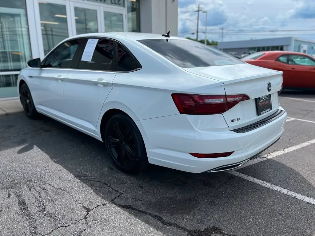 Used 2021 Volkswagen Jetta R-Line w/ R-Line Cold Weather Package FWD image 8