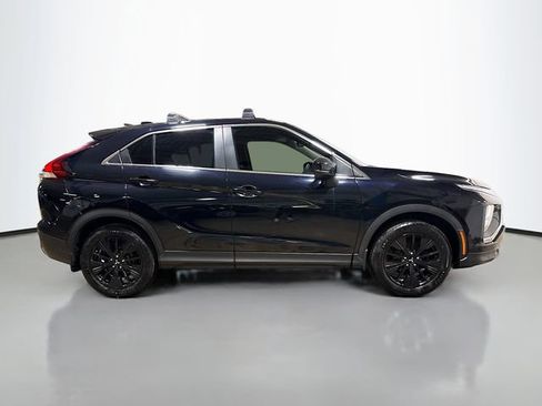Used 2022 Mitsubishi Eclipse Cross LE image 6