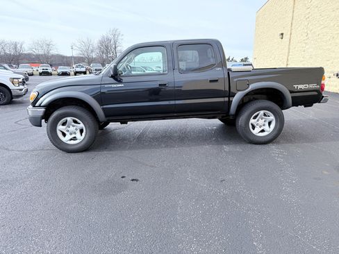 Used 2004 Toyota Tacoma PreRunner image 2
