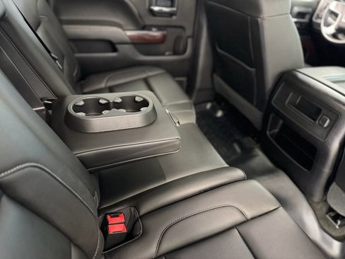 Used 2016 GMC Sierra 2500 SLT w/ Duramax Plus Package image 34