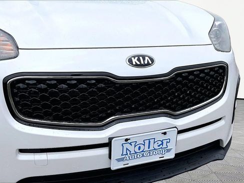 Used 2017 Kia Sportage EX w/ EX Premium Package FWD image 28