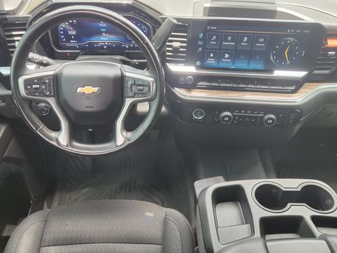 Used 2024 Chevrolet Silverado 1500 LT AWD/4WD image 28