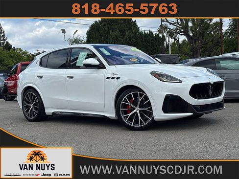 Used 2024 Maserati Grecale Trofeo AWD/4WD image 1
