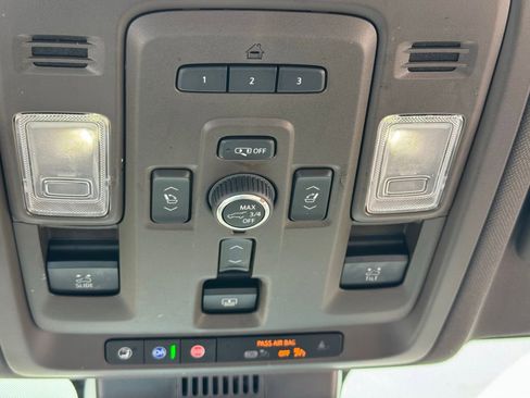 Used 2023 Chevrolet Tahoe LT w/ LT Signature Plus Package AWD/4WD image 35