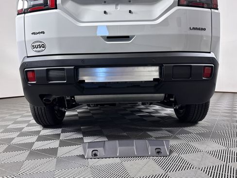 New 2026 Jeep Cherokee Laredo AWD/4WD image 11