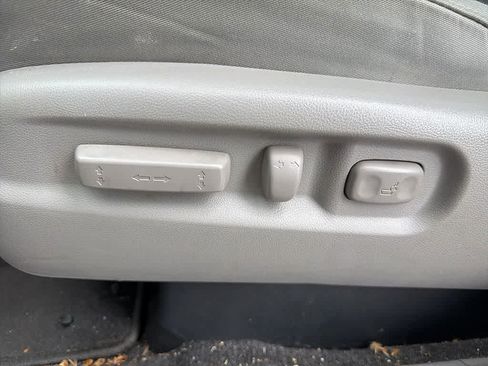 Used 2012 Honda Pilot EX image 16
