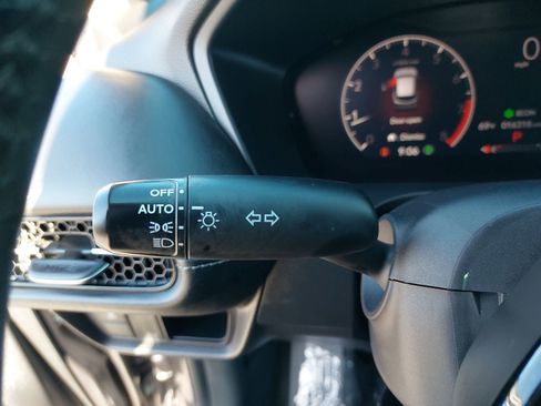 Certified 2023 Honda HR-V EX-L image 26