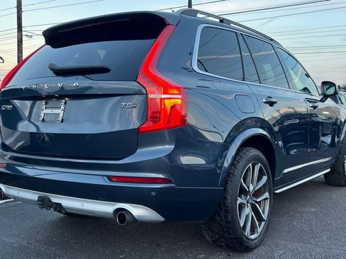 Used 2018 Volvo XC90 T5 Momentum w/ Convenience Package image 7