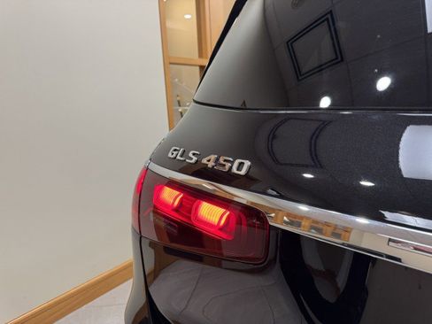 Certified 2025 Mercedes-Benz GLS 450 4MATIC image 24