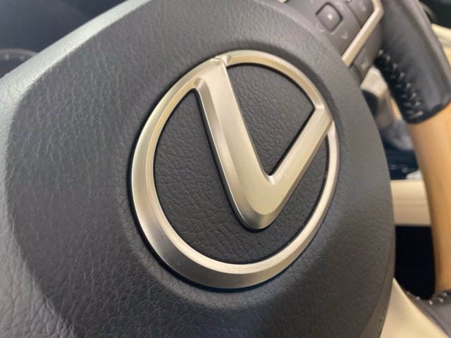 Used 2022 Lexus RX 350L Premium w/ Premium Package AWD/4WD image 46