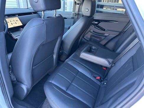 Certified 2025 Land Rover Range Rover Evoque Dynamic SE image 18