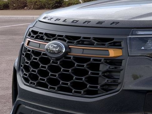 New 2026 Ford Explorer Tremor AWD/4WD image 17