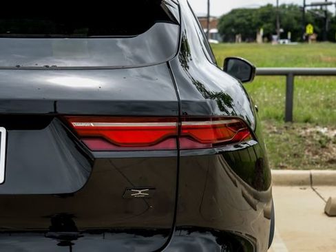 Used 2026 Jaguar F-PACE R-Dynamic S AWD/4WD image 57