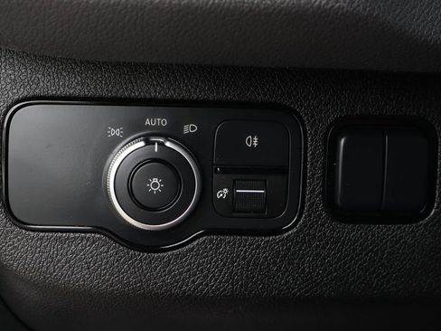 Used 2025 Mercedes-Benz Sprinter 2500 image 26