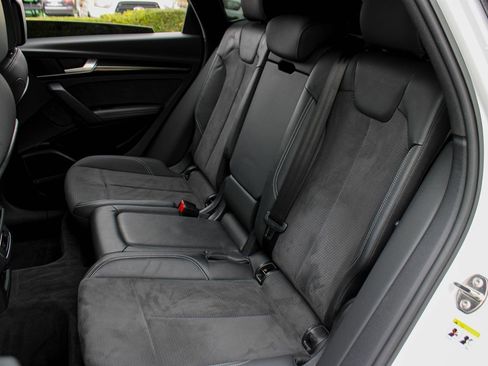 Used 2021 Audi SQ5 Premium Plus w/ Premium Plus Package image 19