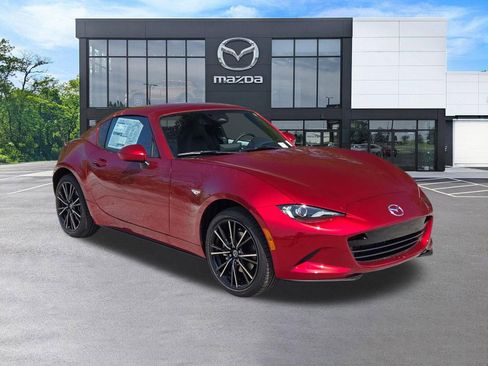 New 2026 MAZDA MX-5 Miata RF Grand Touring image 3