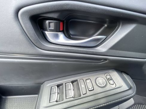 Used 2023 Honda Accord Sport image 22