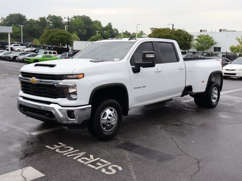 Used 2025 Chevrolet Silverado 3500 LT w/ All Star Edition AWD/4WD image 5