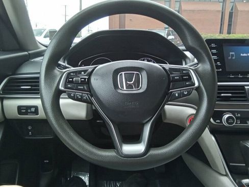 Used 2019 Honda Accord LX image 12