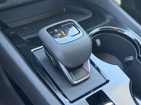 Used 2025 Nissan Rogue SV image 35