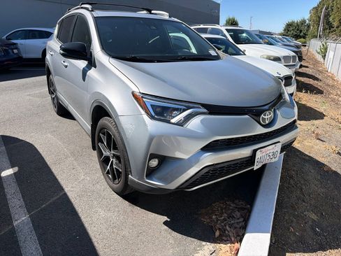 Used 2017 Toyota RAV4 SE w/ Power Extra Value Package AWD/4WD image 2