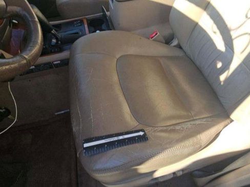 Used 1999 Lexus LX 470 4WD image 17