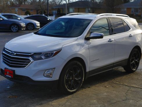 Used 2021 Chevrolet Equinox Premier FWD image 4
