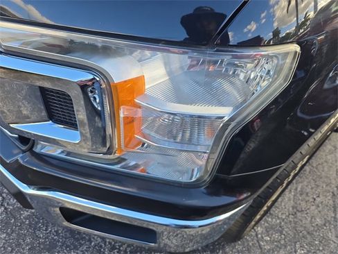 Used 2020 Ford F150 XLT image 8