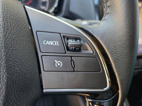 Used 2022 Mitsubishi Outlander Sport SE FWD image 13