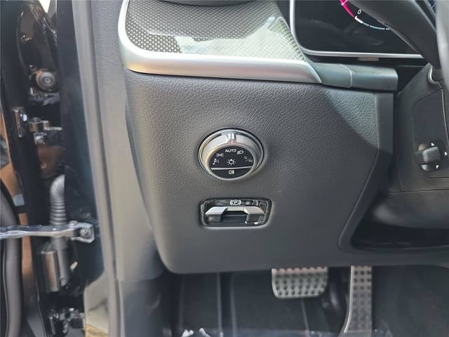 New 2026 Mercedes-Benz GLC 300 4MATIC image 34
