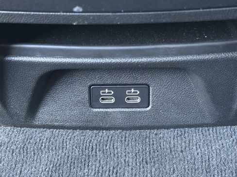 Certified 2025 BMW X4 xDrive30i w/ Premium Package AWD/4WD image 21