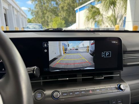 Used 2025 Hyundai Kona SEL image 17