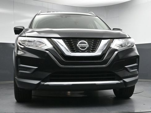 Used 2019 Nissan Rogue SV w/ Sun & Sound Touring Package image 22