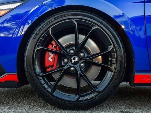 Used 2025 Hyundai Elantra N image 11