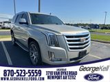 Used 2015 Cadillac Escalade Luxury image 1