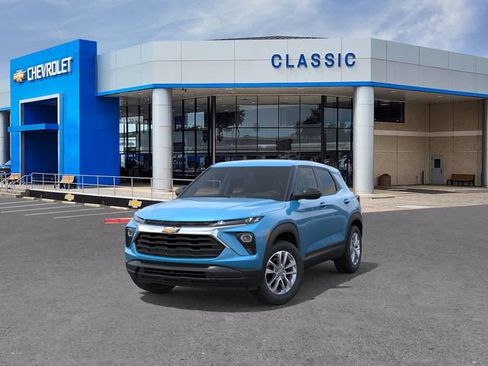 New 2026 Chevrolet TrailBlazer LS w/ LS Convenience Package FWD image 8