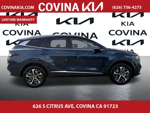 Certified 2025 Kia Sportage EX image 9