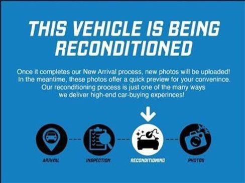 Used 2023 Volvo XC60 B5 Core w/ Climate Package AWD/4WD image 3