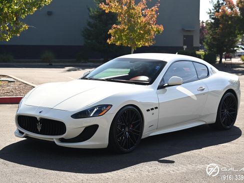 Used 2016 Maserati GranTurismo Sport image 4